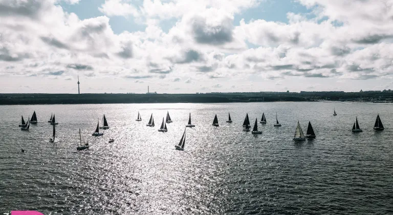 When Good Ratings Meet Real Scoring