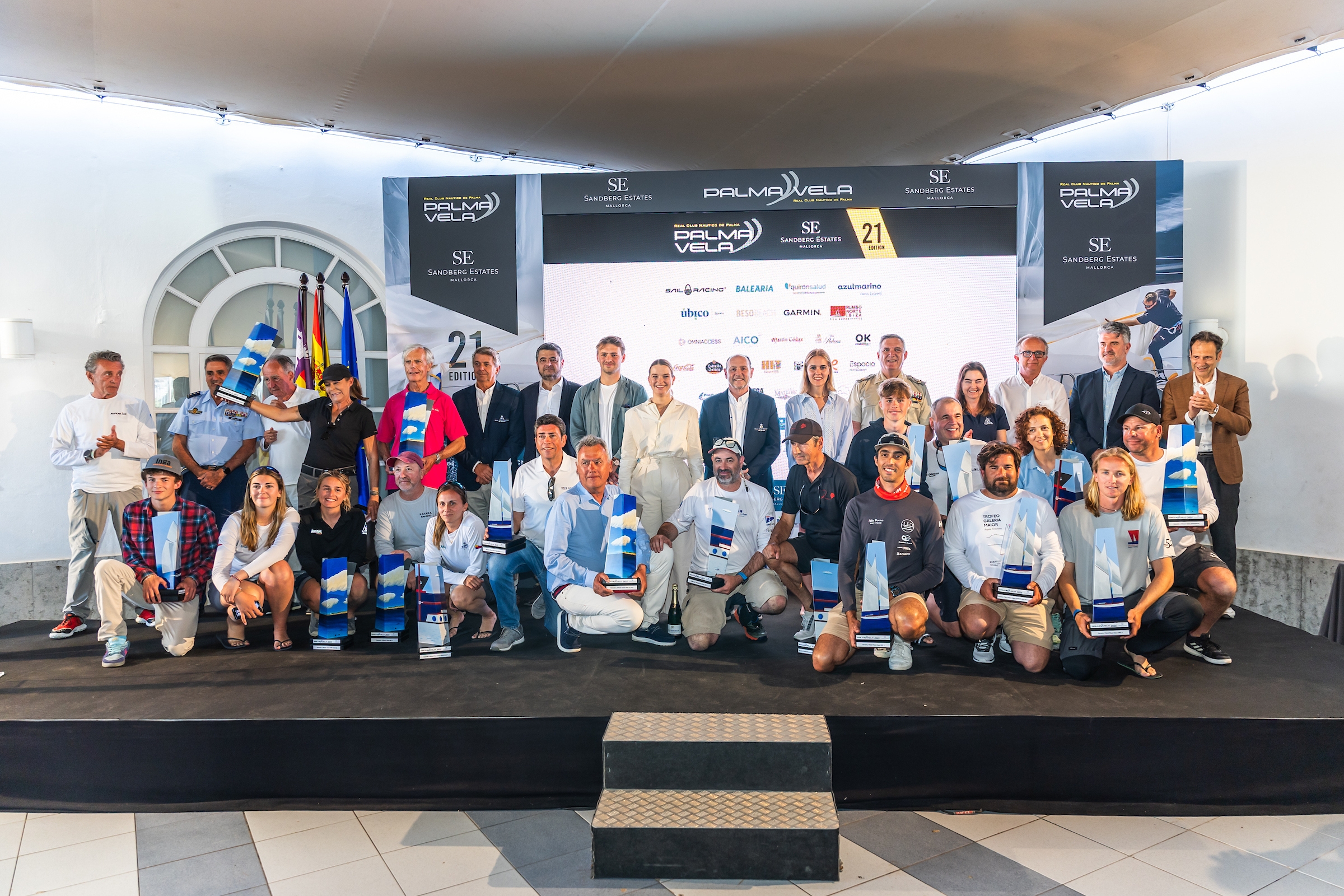 Prize Giving: authorities and awarded crews © Laura G. Guerra