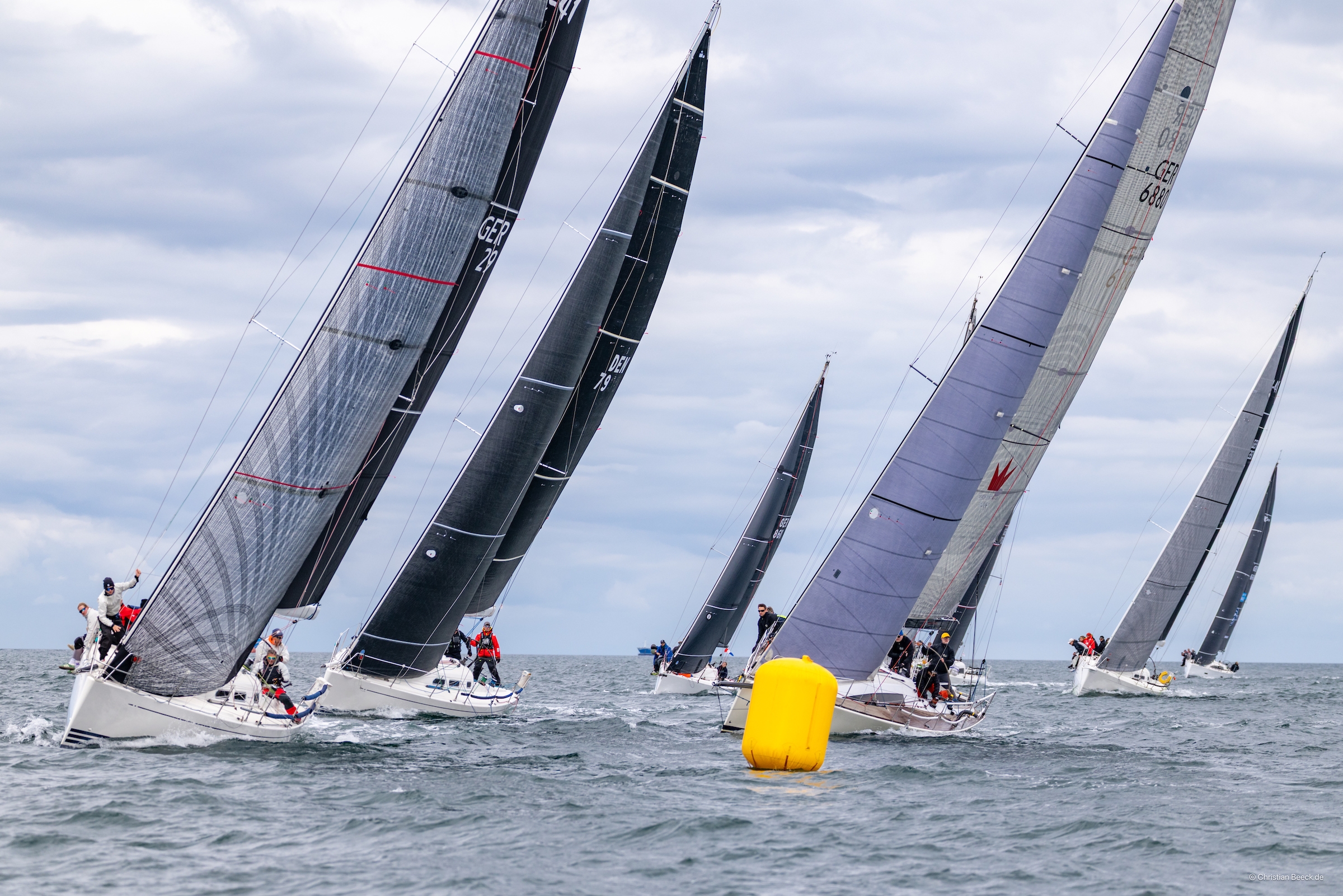 MaiOR 2025 – Offshore Season Opens with Power, Precision, and Pace