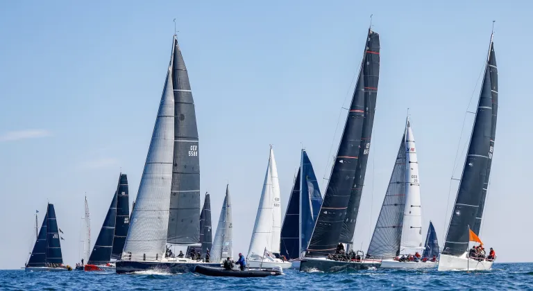 Offshore Racing Season Kicks Off at MAIOR 2025 in Kiel!