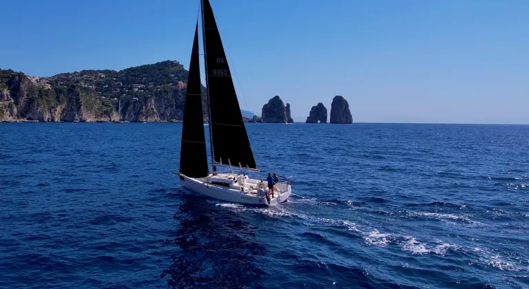 RAN 630, Lunatika first to the Faraglioni of Capri wins the Terra delle Sirene Trophy