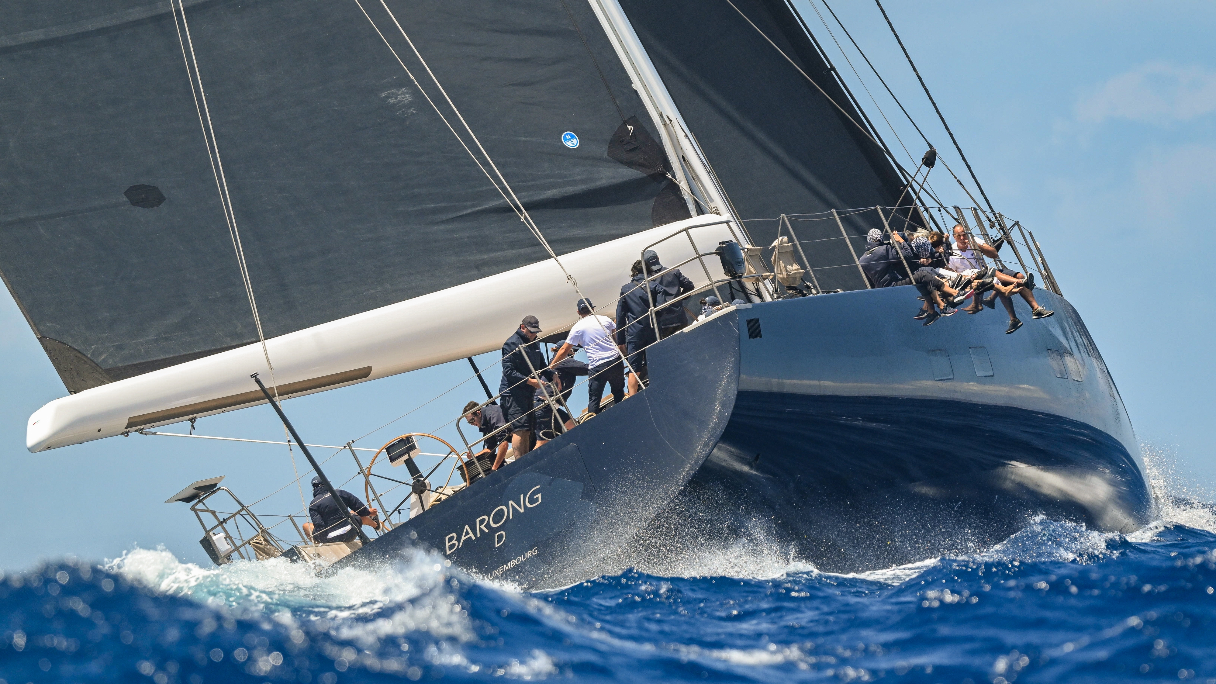 Wally 110, 33m BARONG D © Nikos Zagas