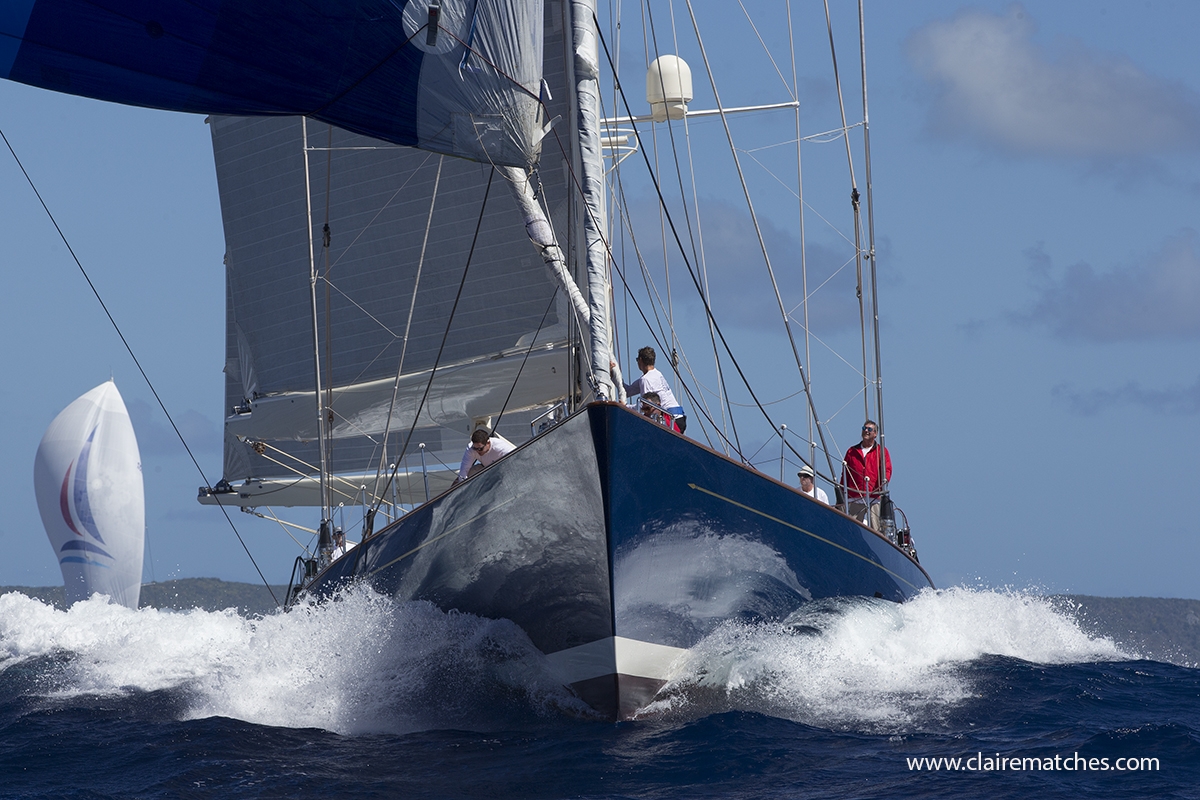 El yate de 140 pies (42 m) de German Frers, Rebecca