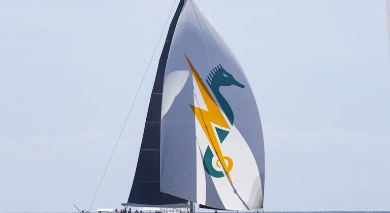 Close Racing in Antigua