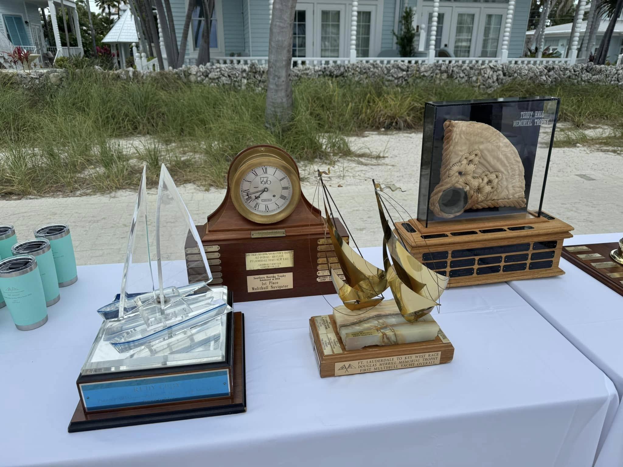 Trofeos de la 50ª Carrera Ft Lauderdale-Key West